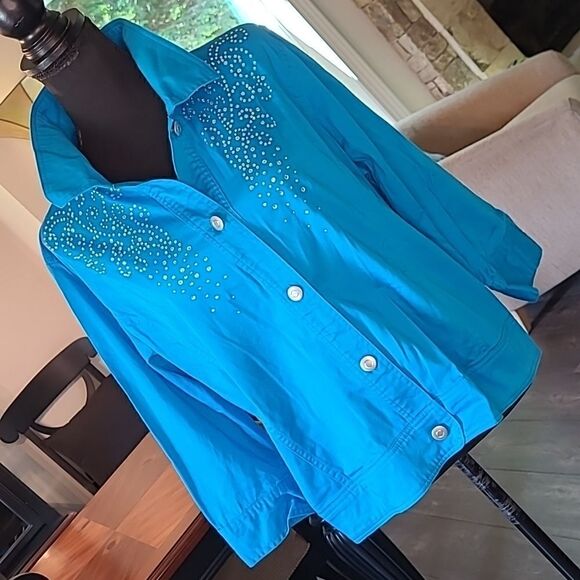 Sportelle Blue with Bling Quarter Sleeve Button Down Shirt - Picture 1 of 8